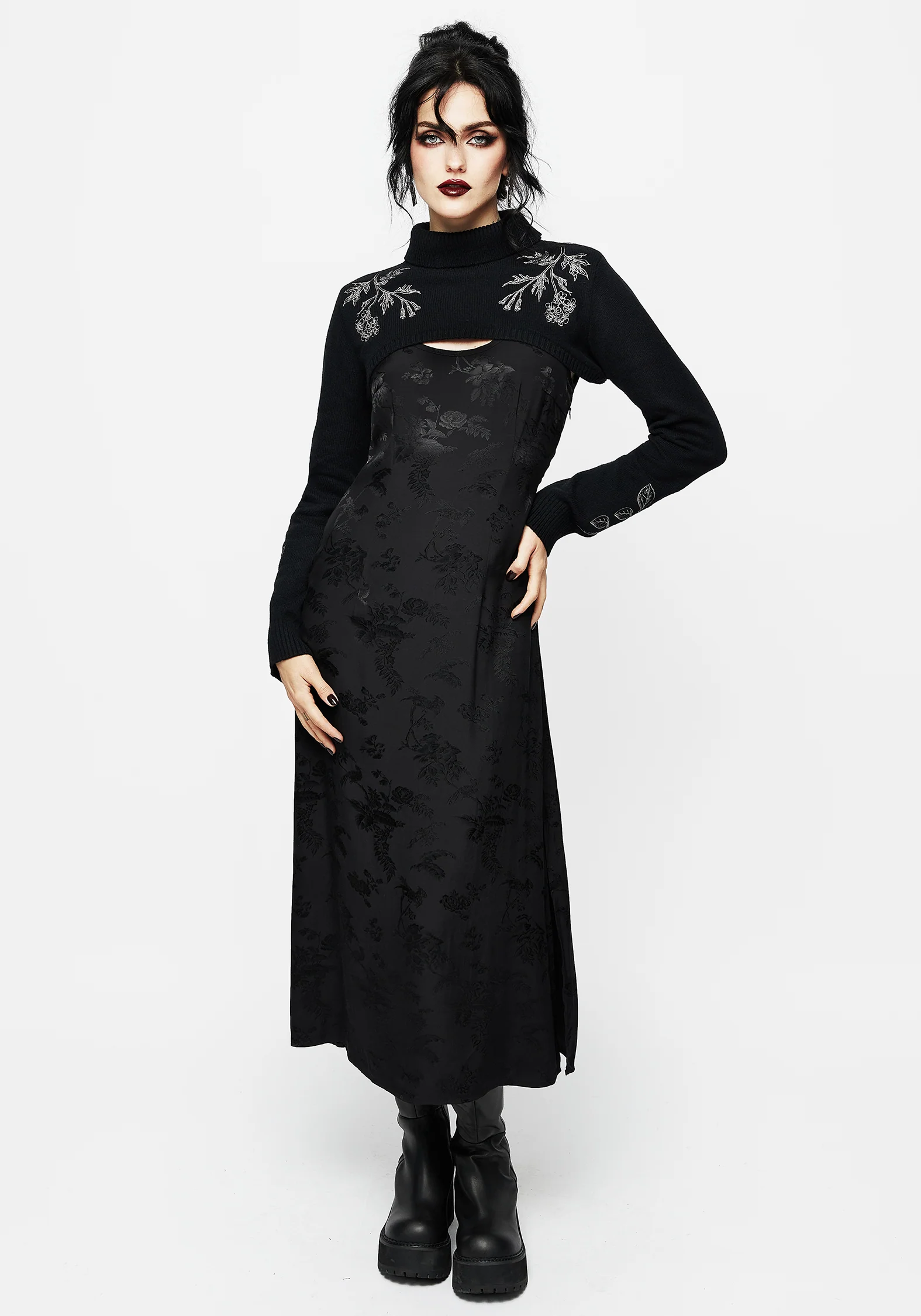 Amalthea Embroidered Roll Neck Extreme Crop Sweater - Image 4