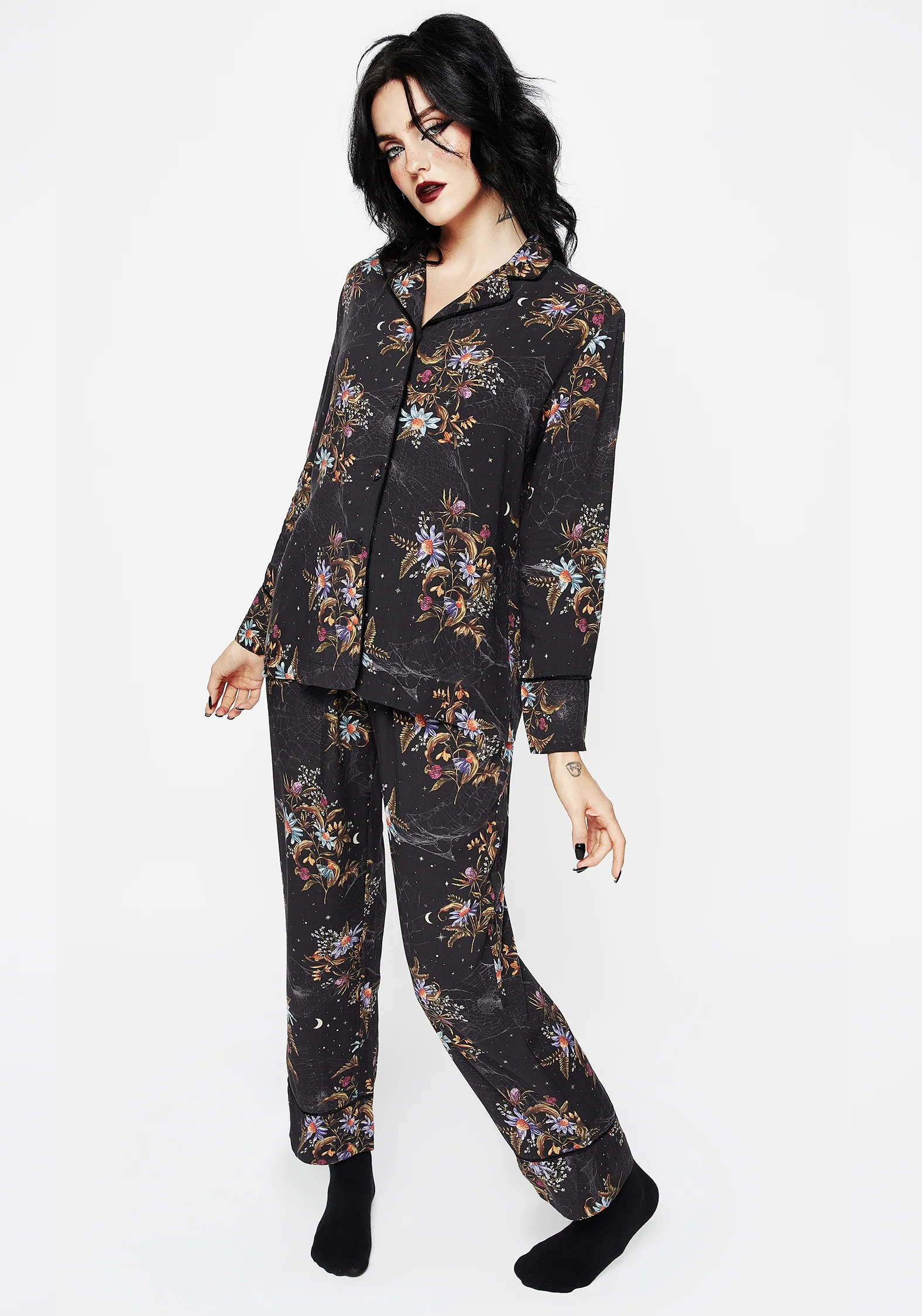 Cleome Floral Spiderweb Button Up Pyjama Top - Image 4