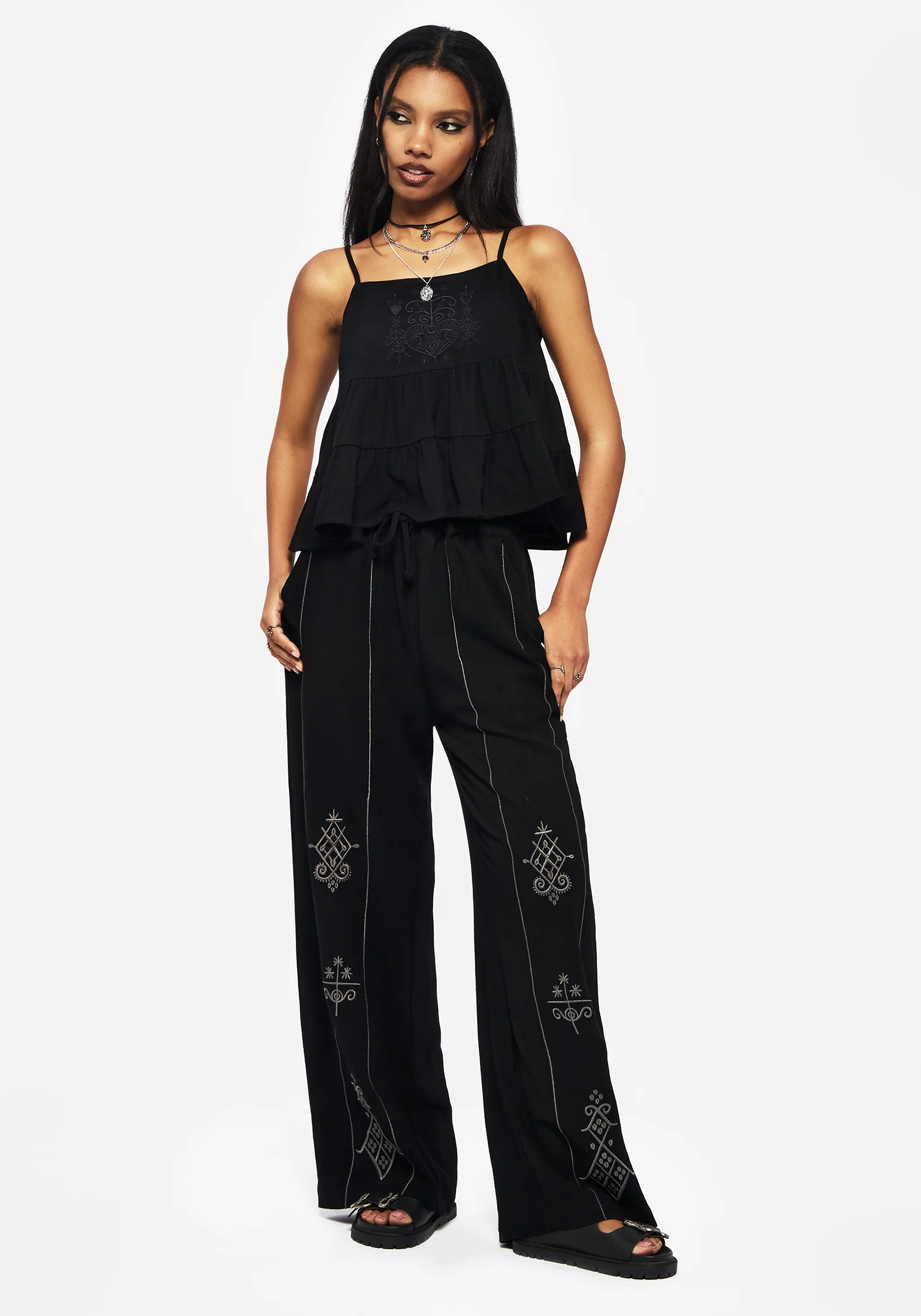 Cordata Linen-Blend Embroidered Tiered Cami Top - Black - Image 3