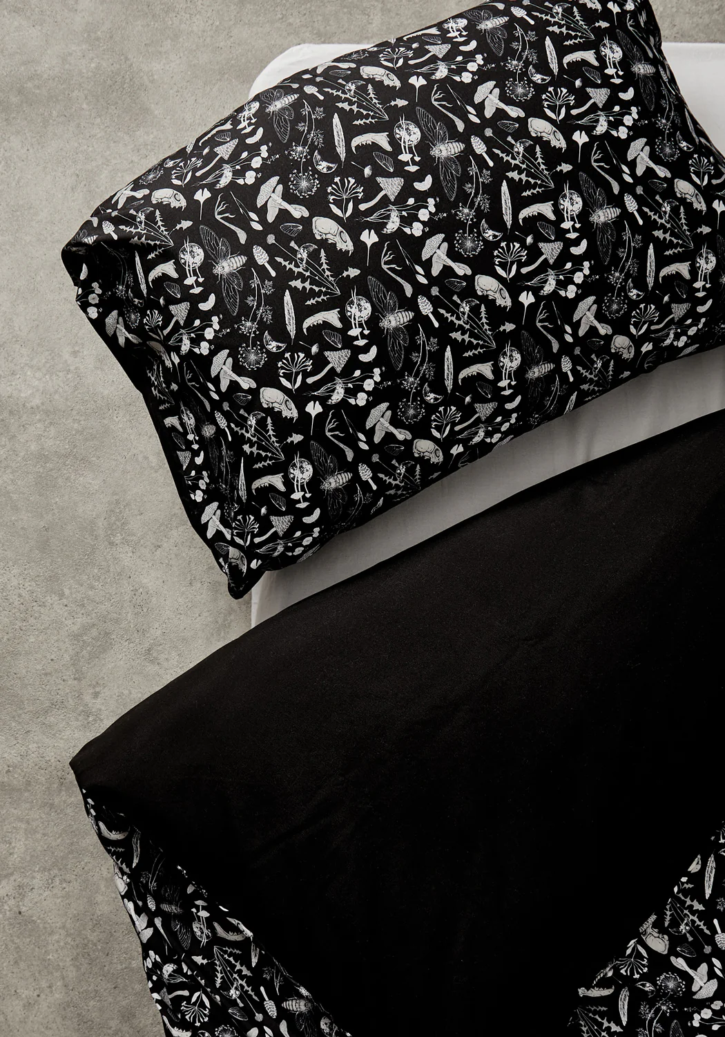Earth Magick Bedding Set (King) - Image 4