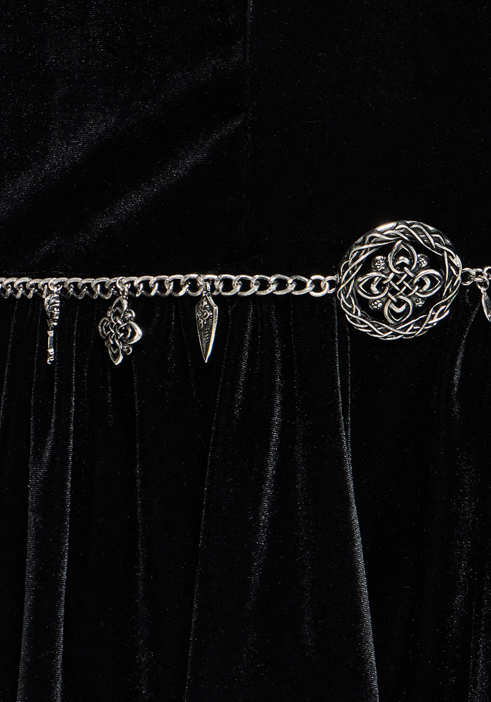 Gorthe Drop Charm Chain Belt - Image 3
