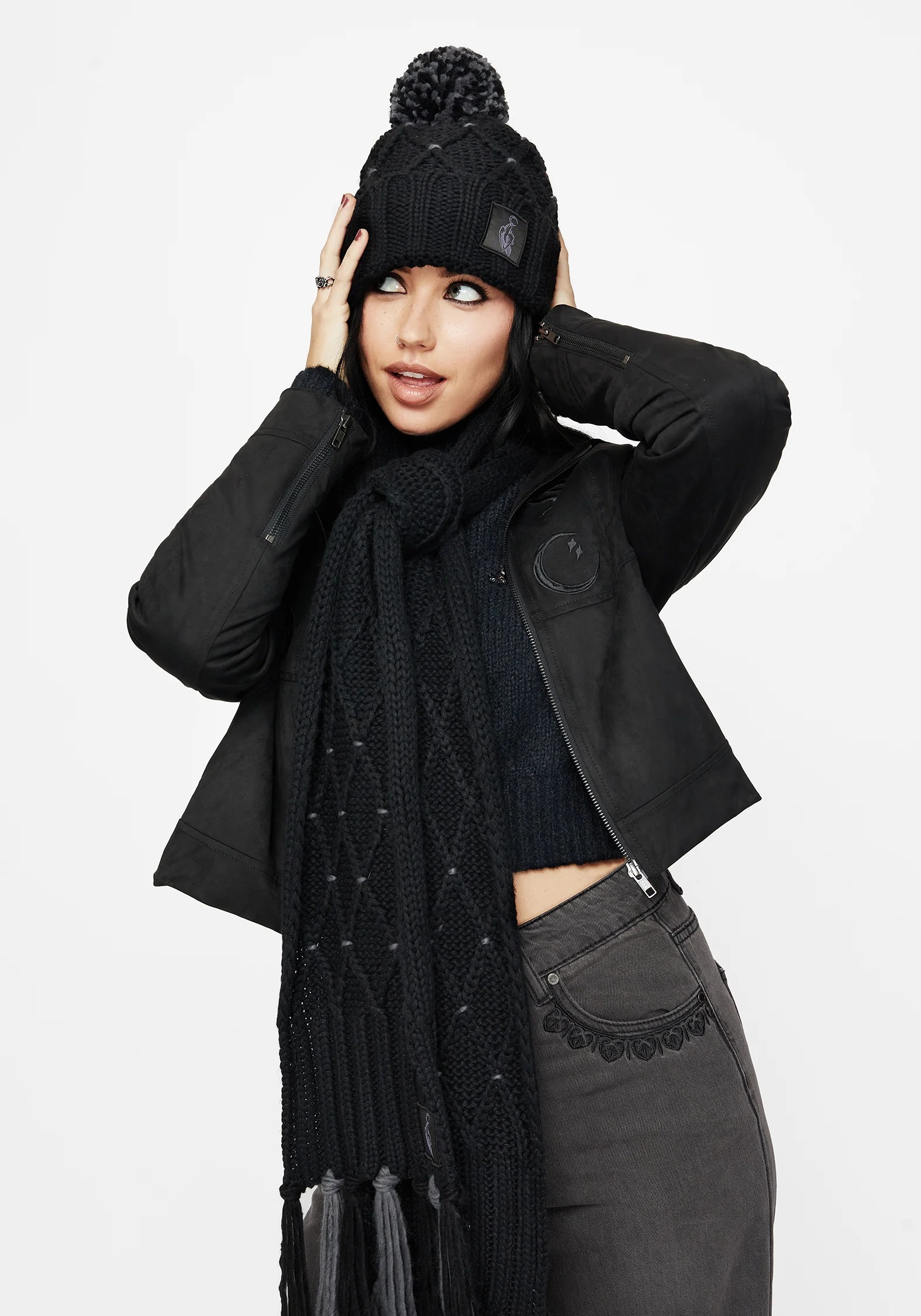 Layla Criss Cross Bobble Hat - Image 6