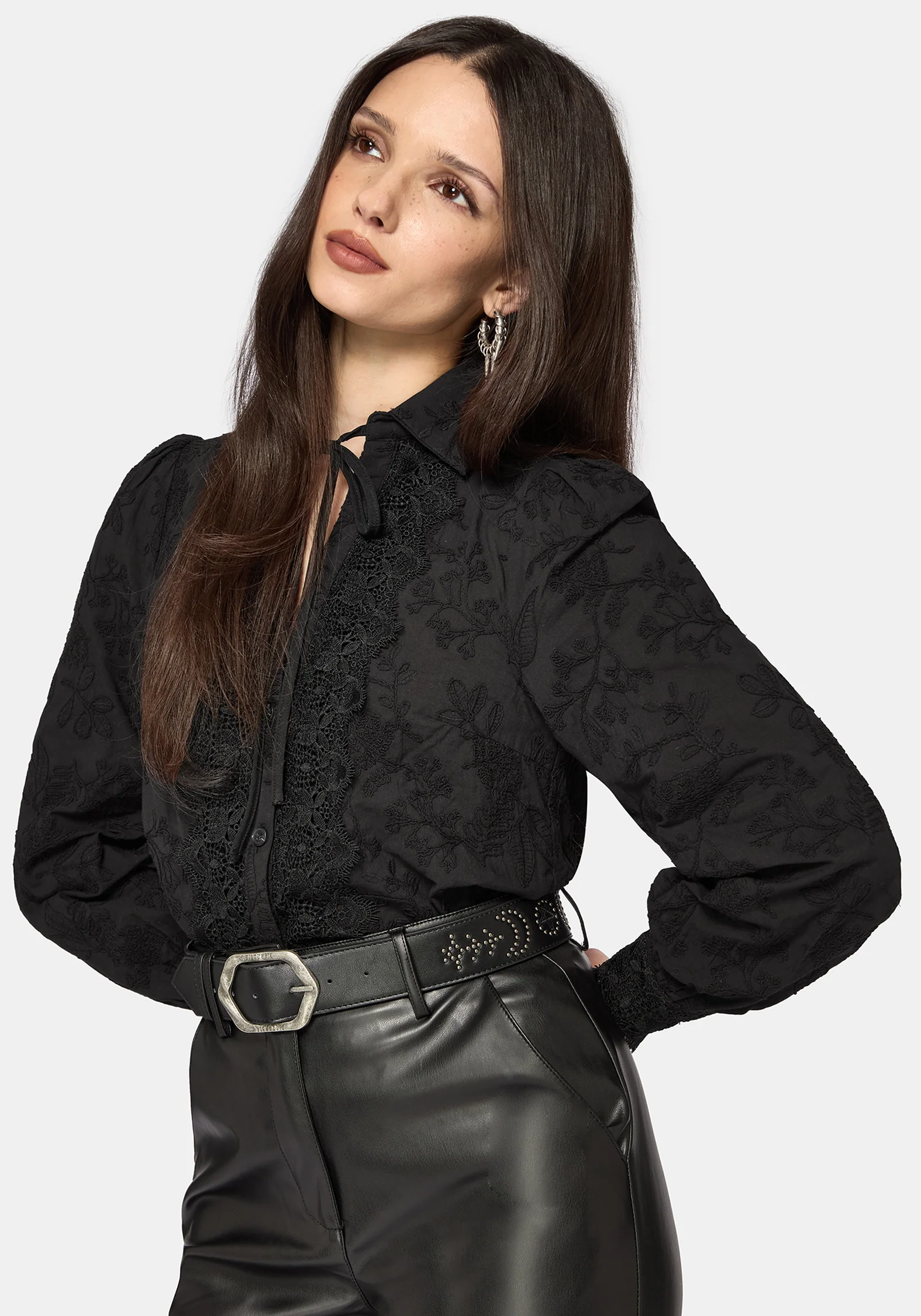 Lila Scallop Lace Open Collar Shirt - Image 4