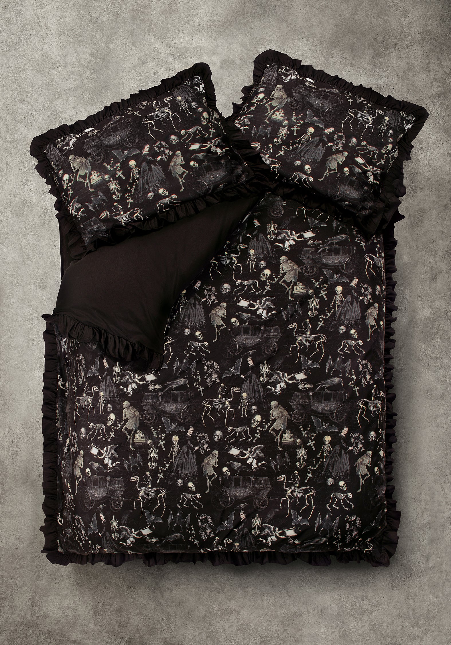 Melancholia Ruffle Bedding Set - US King - Image 5