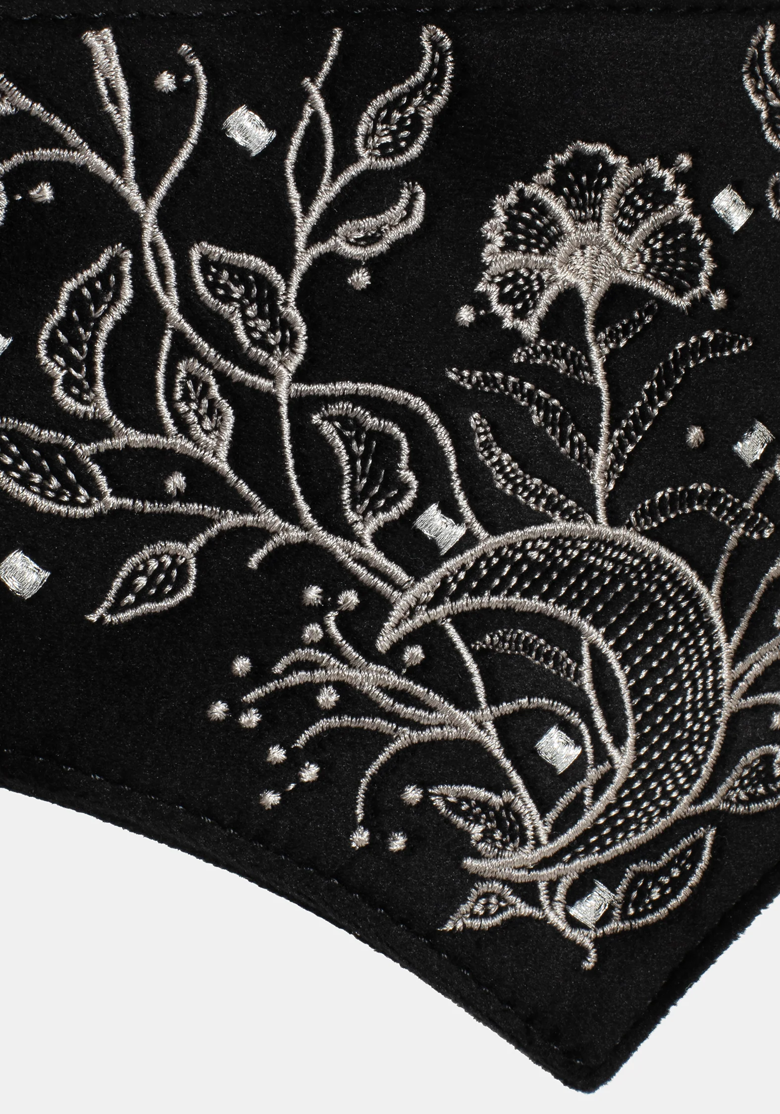 Morrigan Star Crossed Embroidered Waist Belt - Image 6