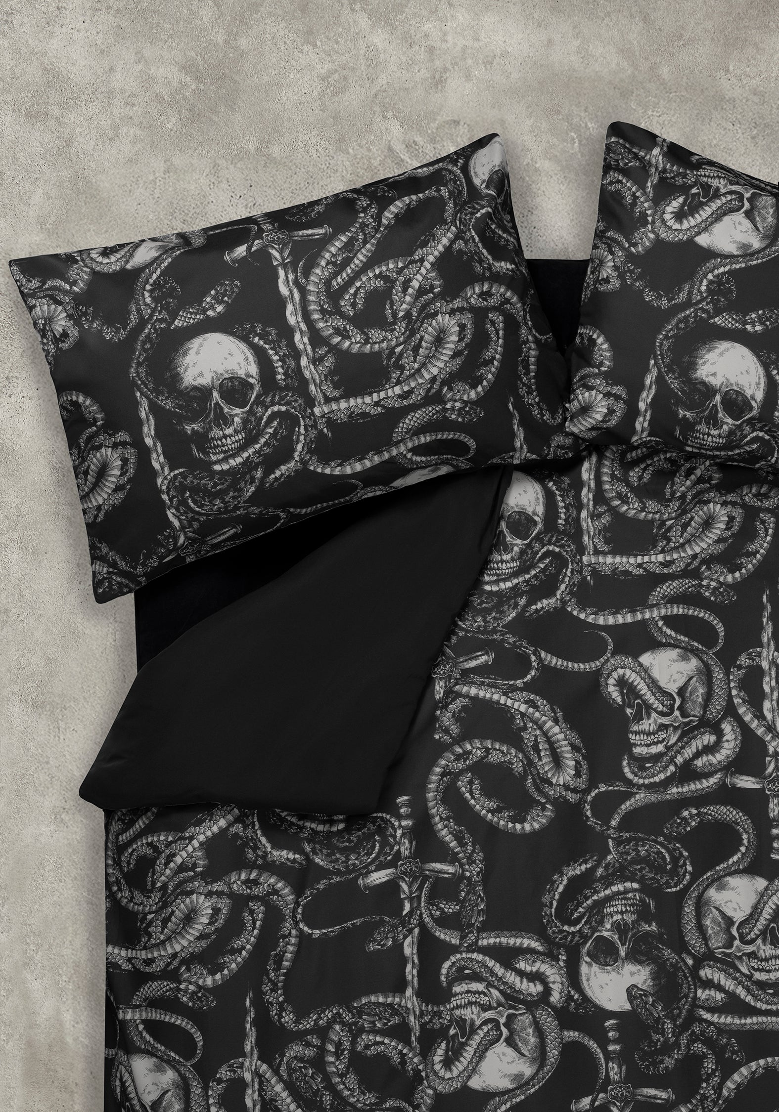 Ophion Bedding Set - US Queen - Image 2
