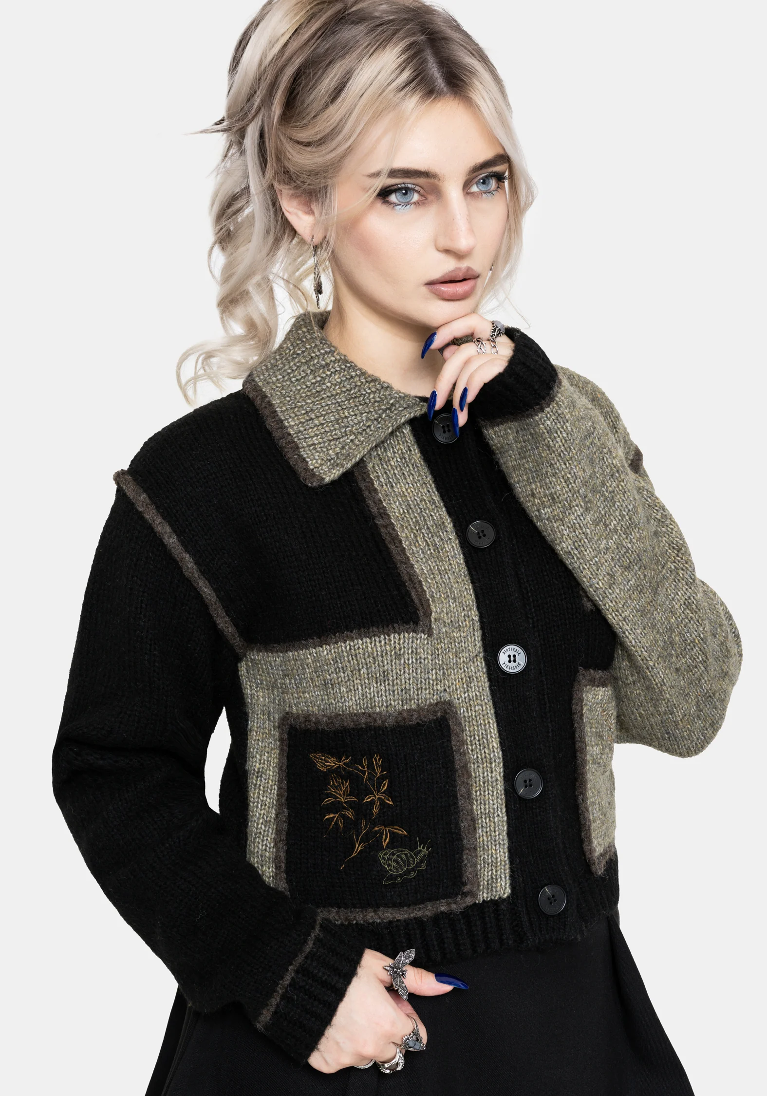 Polly Collared Patch Embroidered Knit Cardigan - Image 4