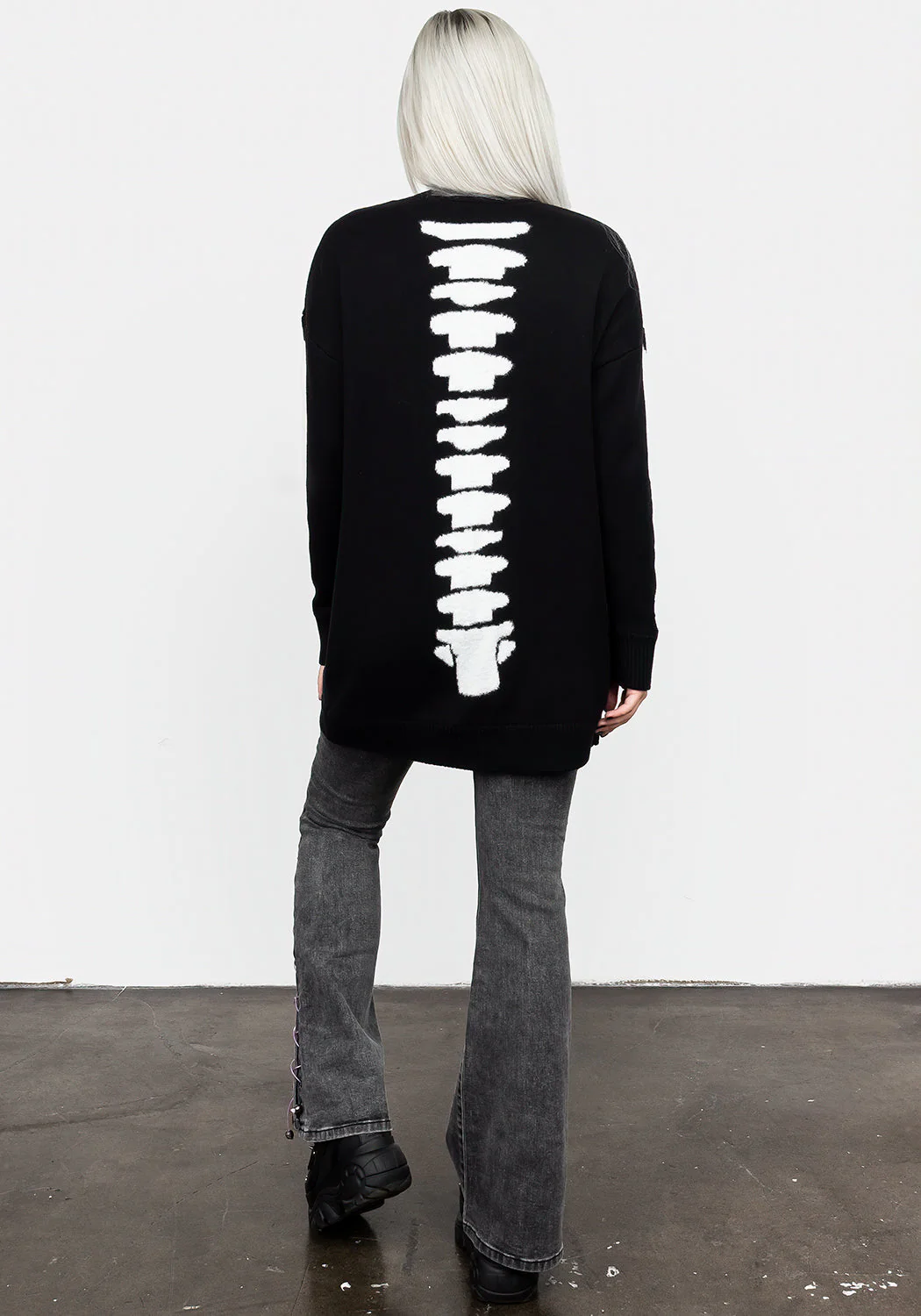 Skeletus Oversized Cardigan - Image 10