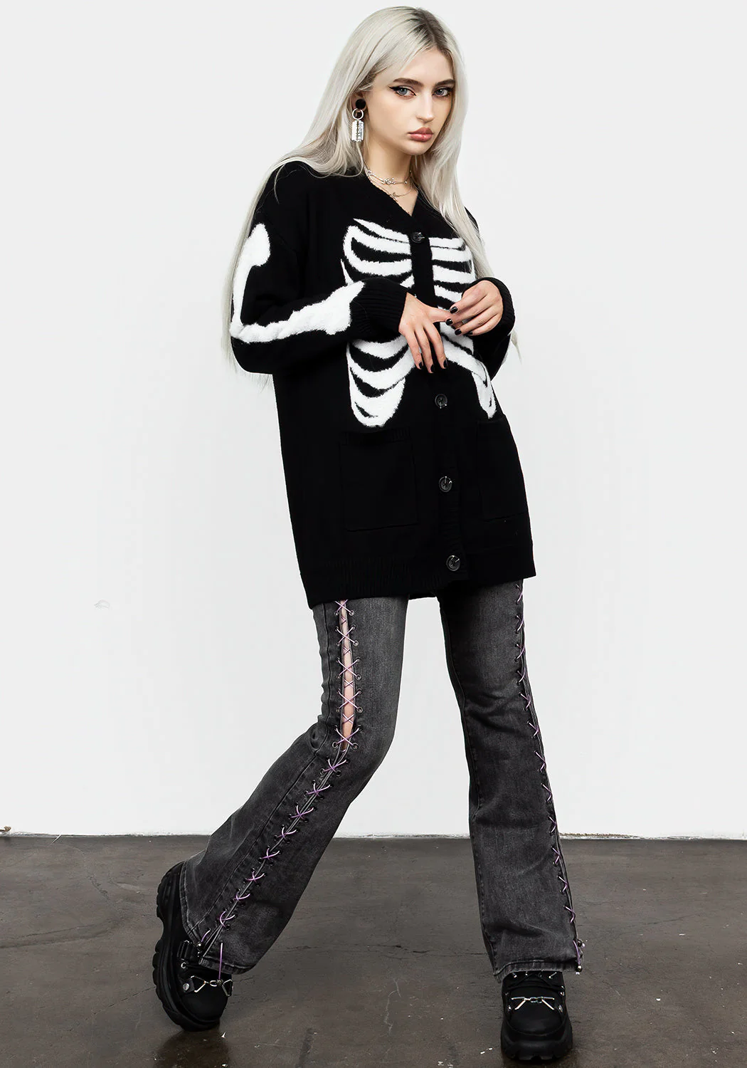 Skeletus Oversized Cardigan - Image 7