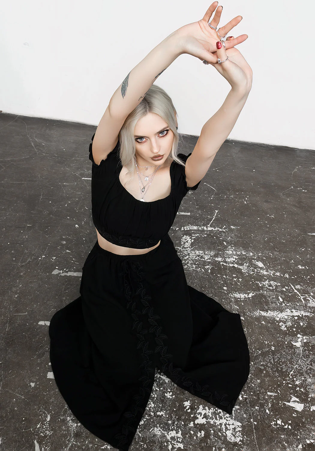 Vine Textured Midi Skirt - Image 5